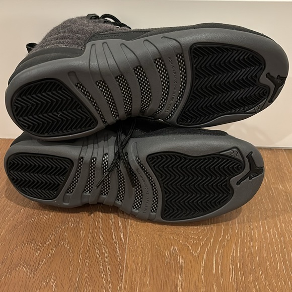 Charcoal grey felt and black leather Jordan’s Never worn! - Picture 5 of 5